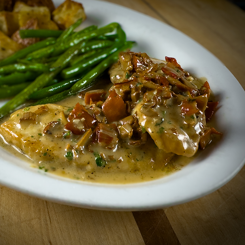 Pollo Funghi E Speck